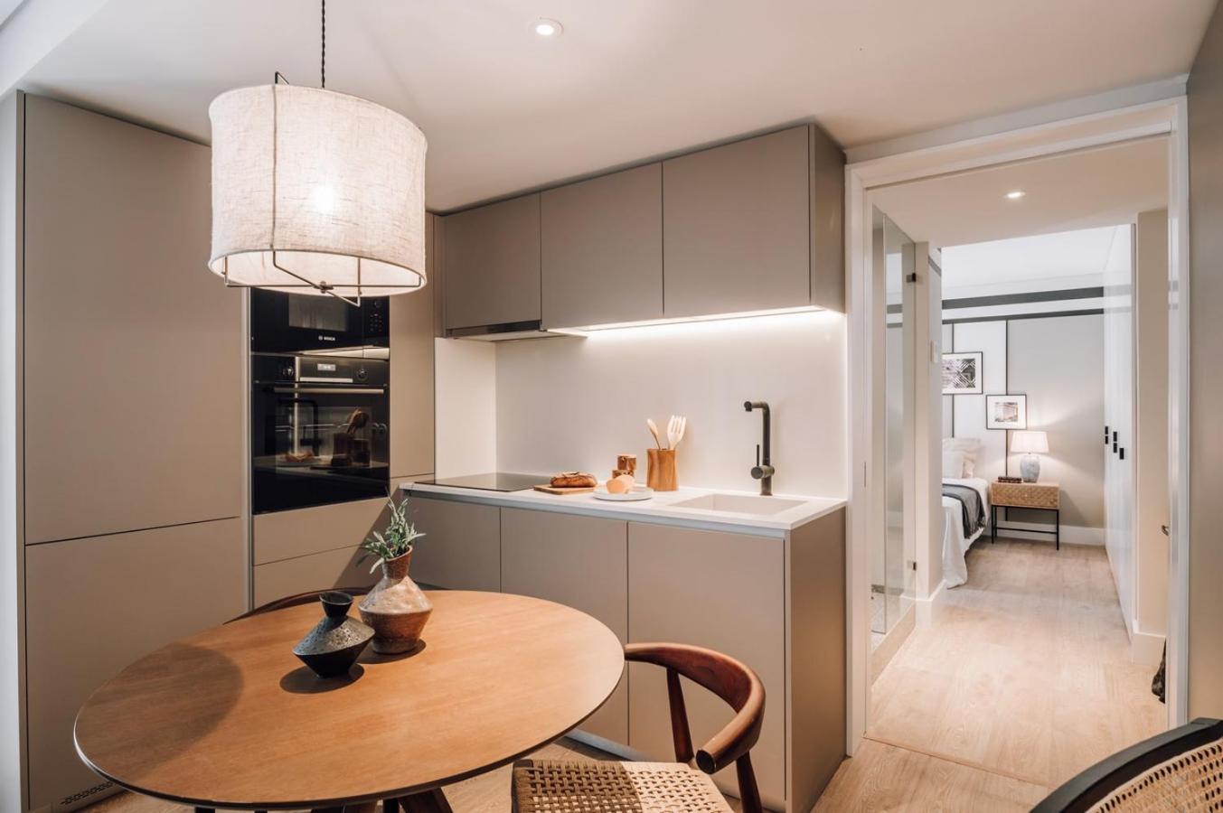 Apartamento Lucien - 1 Bedroom And Balcony In Santo Antonio