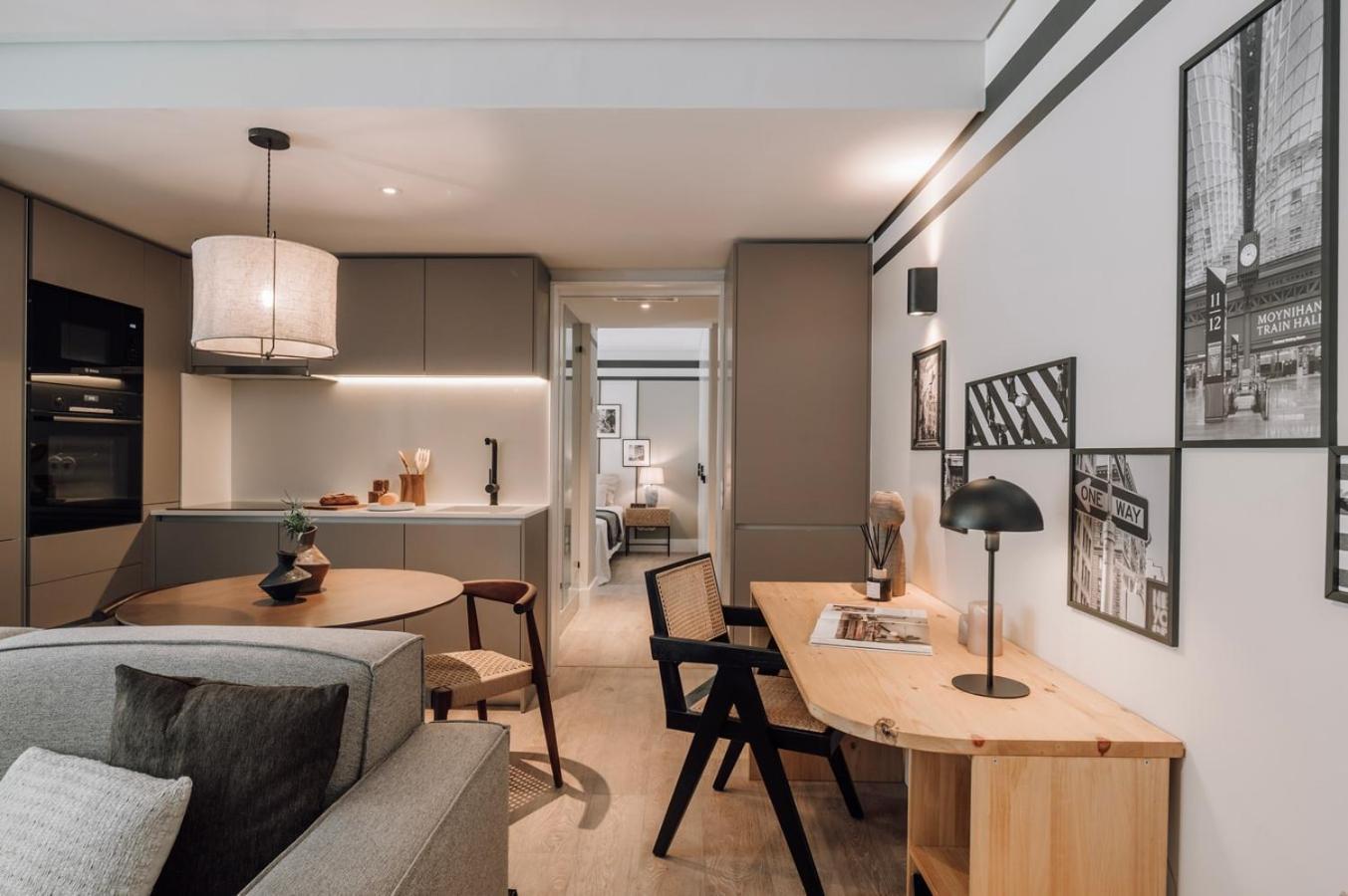 Apartamento Lucien - 1 Bedroom And Balcony In Santo Antonio
